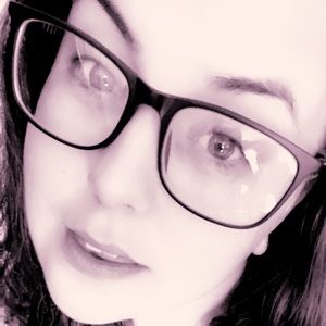 Meet your Posher, Cassy